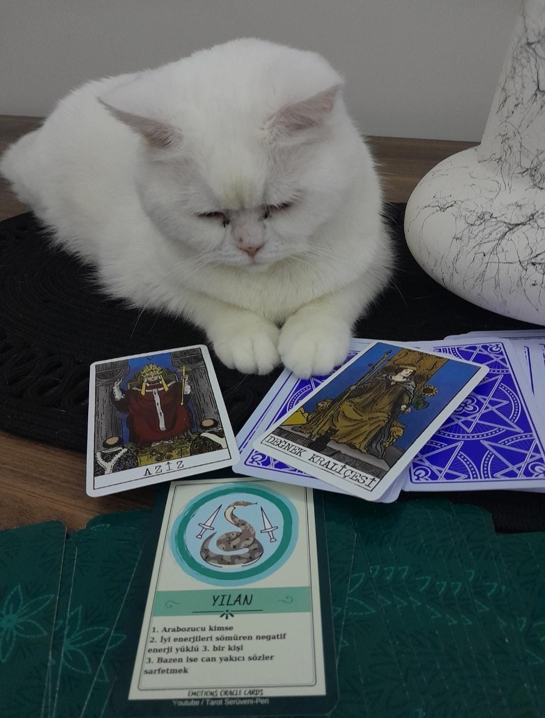 Tarot kartları ile danışmanlık seansı – Alef Atelier Bursa