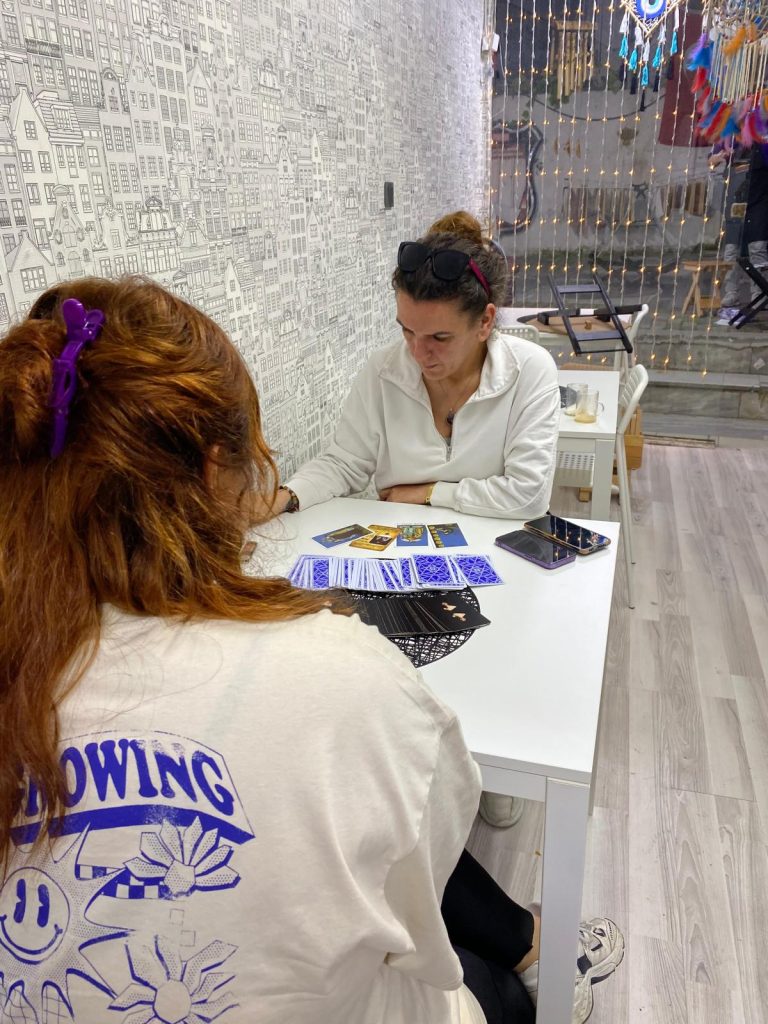 Tarot kartları ile danışmanlık seansı – Alef Atelier Bursa